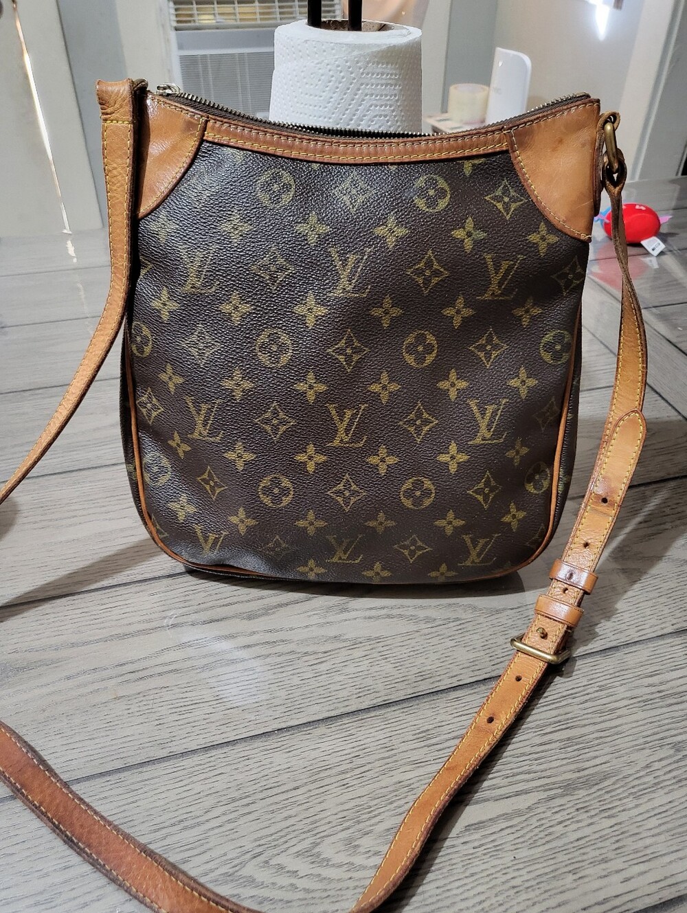 Louis Vuitton Crossbody Bag - Picture 2 of 14